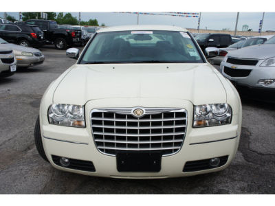 2010 Chrysler 300  Touring