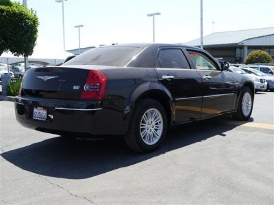 2010 Chrysler 300  Touring