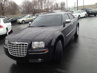 2010 Chrysler 300  Touring