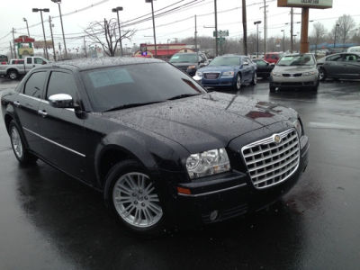 2010 Chrysler 300  Touring