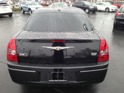 2010 Chrysler 300  Touring