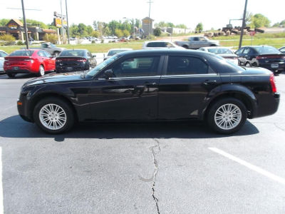 2009 Chrysler 300  LX