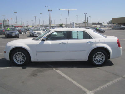 2010 Chrysler 300  Touring