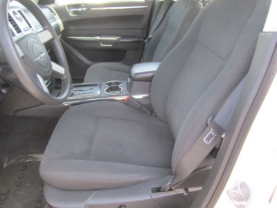 2010 Chrysler 300  Touring