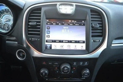 2011 Chrysler 300  Limited