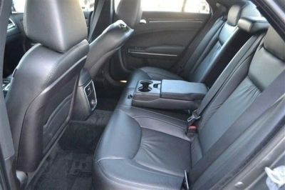 2011 Chrysler 300  Limited