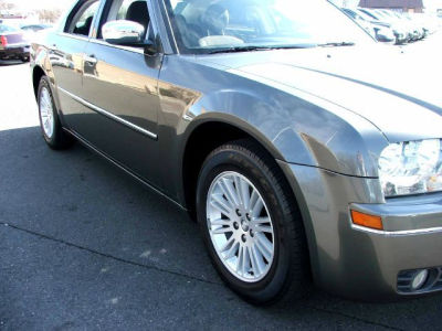 2010 Chrysler 300  Touring