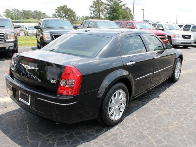 2010 Chrysler 300  Touring