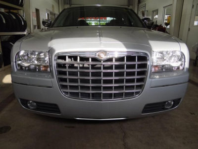 2010 Chrysler 300  Touring