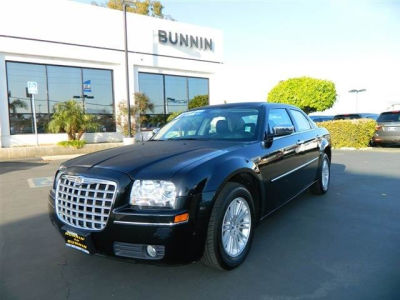2010 Chrysler 300  Touring