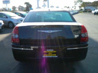 2010 Chrysler 300  Touring