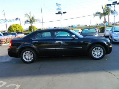 2010 Chrysler 300  Touring