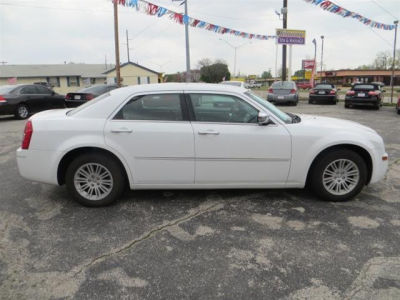2010 Chrysler 300  Touring