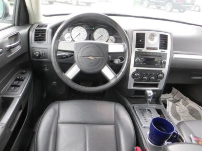 2010 Chrysler 300  Touring