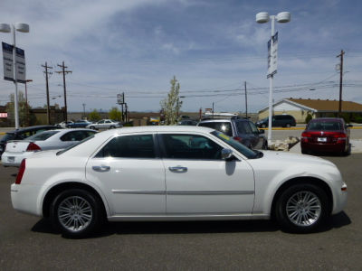 2010 Chrysler 300  Touring