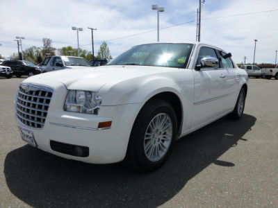 2010 Chrysler 300  Touring