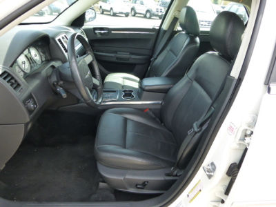 2010 Chrysler 300  Touring