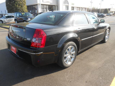 2010 Chrysler 300  Touring Plus