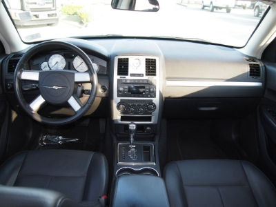 2010 Chrysler 300  Touring