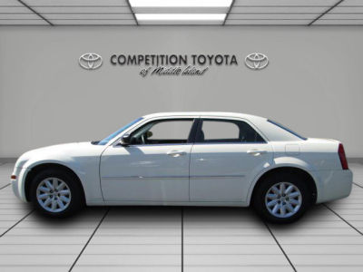 2008 Chrysler 300  LX