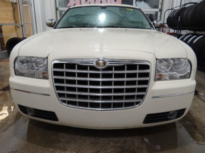 2010 Chrysler 300  Touring