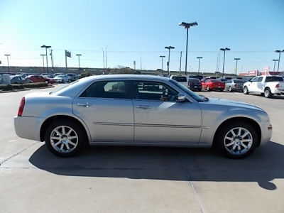 2010 Chrysler 300  Touring