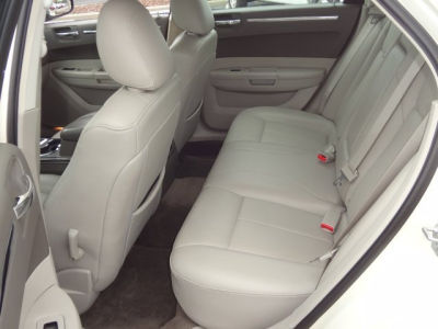 2009 Chrysler 300  Touring