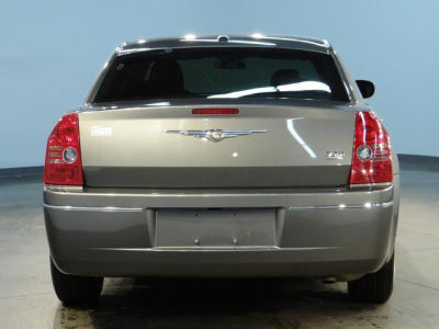 2010 Chrysler 300  Touring