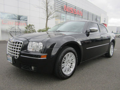 2010 Chrysler 300  Touring