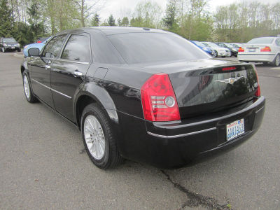 2010 Chrysler 300  Touring