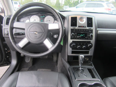 2010 Chrysler 300  Touring