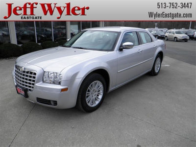 2010 Chrysler 300  Touring