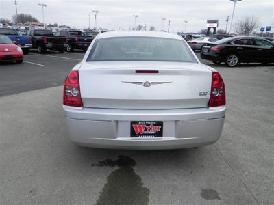 2010 Chrysler 300  Touring