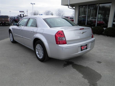 2010 Chrysler 300  Touring