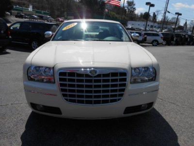 2010 Chrysler 300  Touring