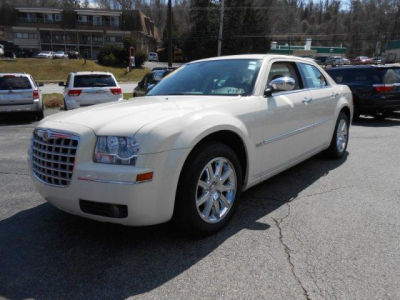2010 Chrysler 300  Touring