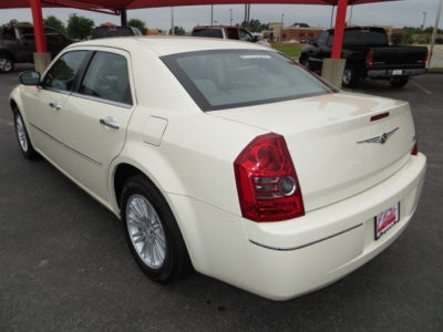2010 Chrysler 300  Touring