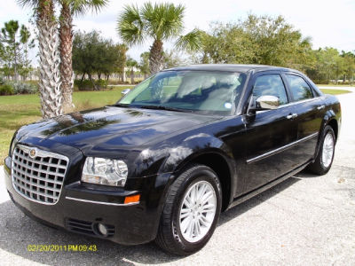 2010 Chrysler 300  Touring