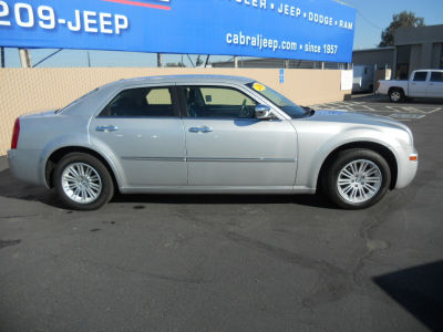 2010 Chrysler 300  Touring
