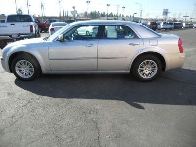 2010 Chrysler 300  Touring