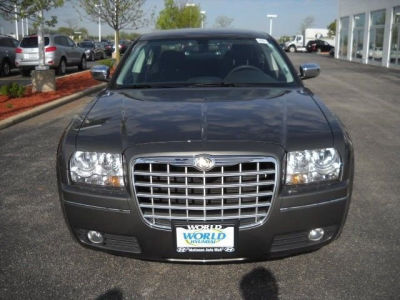 2010 Chrysler 300  Touring