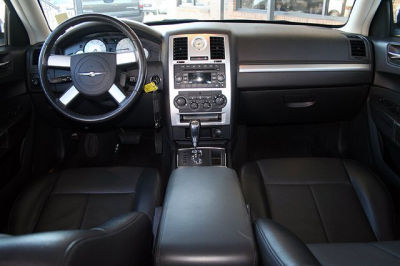 2010 Chrysler 300  Touring