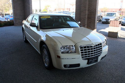 2010 Chrysler 300  Touring