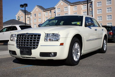 2010 Chrysler 300  Touring
