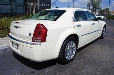 2008 Chrysler 300  C Hemi