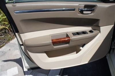2008 Chrysler 300  C Hemi