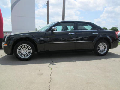 2010 Chrysler 300  Touring