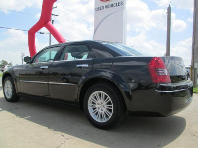 2010 Chrysler 300  Touring