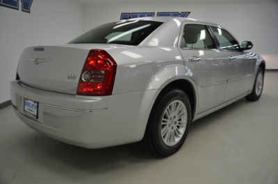 2010 Chrysler 300  Touring