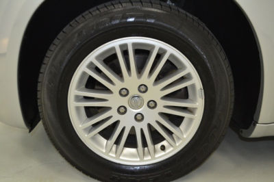 2010 Chrysler 300  Touring